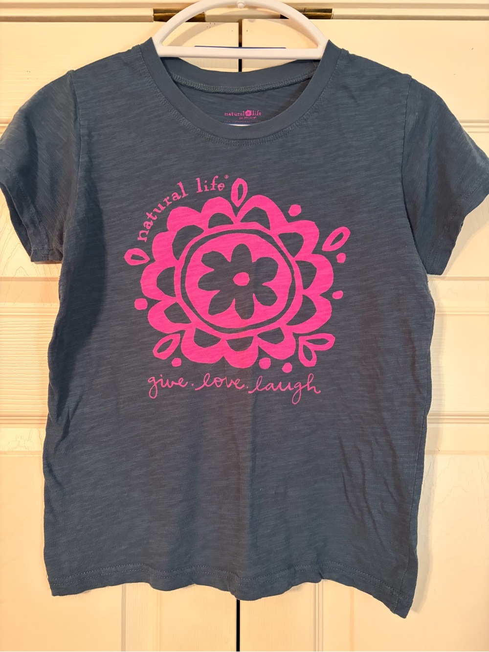 NATURAL LIFE Blue/Grau Short-Sleeve Tee with Hot Pink Floral Graphic
